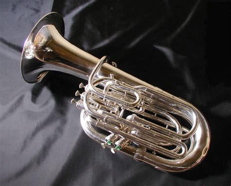 sxhprn|The Family of Saxhorn Instruments .